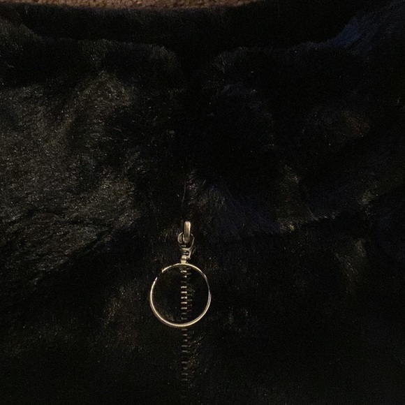Outerwear/Jacket forever 21 - Picture 2 of 7